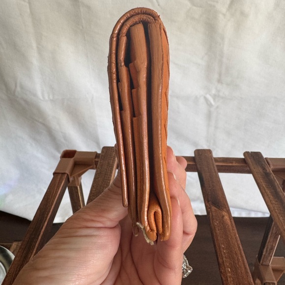 **SOLD** Bottega Veneta Woven Leather Double Flap Long Wallet - Picture 4 of 10